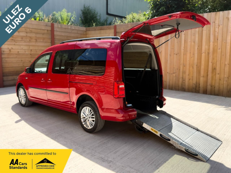 2021 Volkswagen Caddy Maxi Life 4 SEAT Auto Wheelchair Accessible Disabled Access Vehicle Wav in Red — image 1