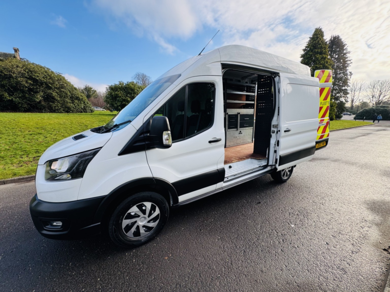 2022 Ford Transit 2.0 Transit Leader Van 350 L2 2.0l Ecoblue 130ps AWD 6 Speed Manual in White — image 1