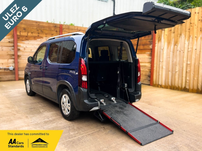 2019 Peugeot Rifter 3 SEAT Auto Wheelchair Accessible Disabled Access Vehicle Wav in Blue — image 1