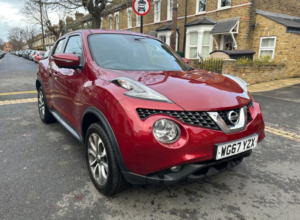 2018 Nissan Juke 1.6 Tekna in Red — image 2