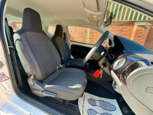 2014 Volkswagen Up! 1.0 Move Up! Euro 5 3dr in White — image 3
