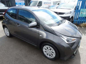 2021 Toyota Aygo 1.0 Vvt-I X-Play Euro 6 (s/s) 5dr in Grey — image 3
