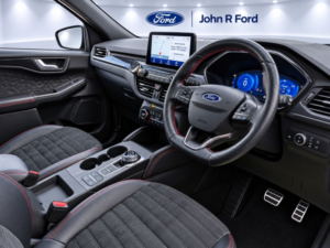 2020 Ford Kuga 2.5 Plug-In Hybrid St-Line First Edition Auto in Red — image 4