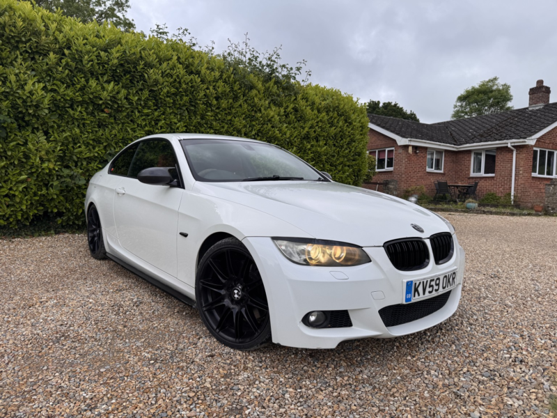 2009 BMW 3 Series 3.0 330d M Sport Highline Coupe in White — image 1