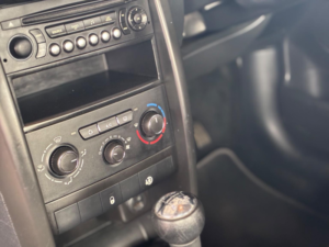 2010 Peugeot 207 1.6 Hdi Verve in Grey — image 6