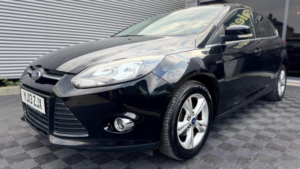 2013 Ford Focus 1.6 Zetec Powershift Euro 5 5dr in Black — image 6