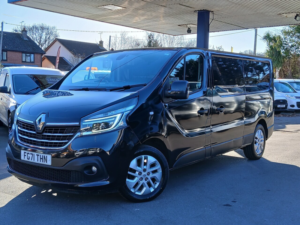 2021 Renault Trafic 2.0 Energy Sport Lwb — image 2