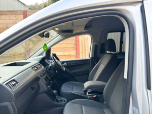 2019 Volkswagen Caddy Maxi Life 5 SEAT Petrol Auto Wheelchair Accessible Disabled Access Vehicle Wav in Silver — image 3