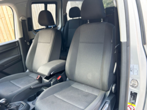 2019 Volkswagen Caddy Maxi Life 5 SEAT Petrol Auto Wheelchair Accessible Disabled Access Vehicle Wav in Silver — image 4