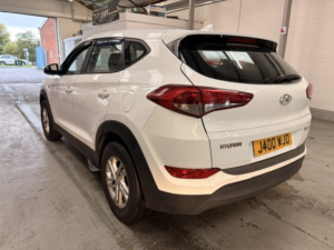 2017 Hyundai Tucson 1.7 Tucson S 1.7 D 116ps Bd in White — image 3