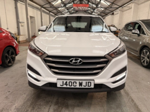 2017 Hyundai Tucson 1.7 Tucson S 1.7 D 116ps Bd in White — image 6