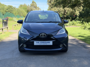 2015 Toyota Aygo 1.0 Vvt-I X-Pression in Blue — image 2