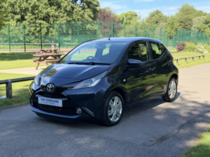 2015 Toyota Aygo 1.0 Vvt-I X-Pression in Blue — image 3
