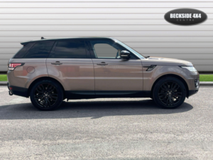2016 Land Rover Range Rover Sport 3.0 Range Rover Sport Hse Dynamic Sdv6 Auto 4WD 5dr in Brown — image 2