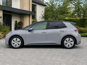 2021 Volkswagen Id.3 Pro Performance 58kwh Business in Grey — image 5