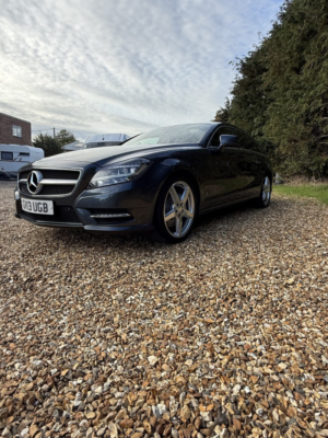 2013 Mercedes-Benz Cls 3.0 Cls350 Cdi V6 Blueefficiency Amg Sport in Grey — image 5