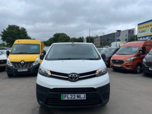 2022 Toyota Proace Icon - No Vat! — image 2