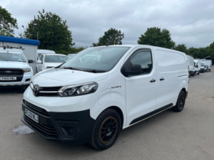 2022 Toyota Proace Icon - No Vat! — image 3