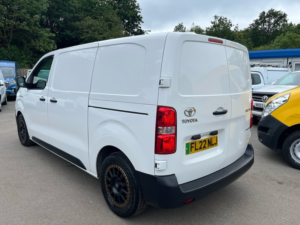 2022 Toyota Proace Icon - No Vat! — image 5