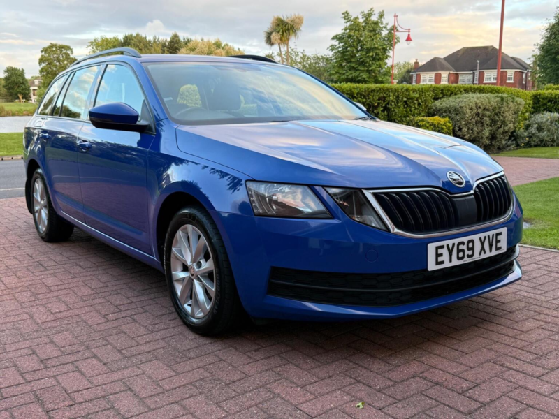 2019 Skoda Octavia 1.6 Tdi S Euro 6 (s/s) 5dr in Blue — image 1