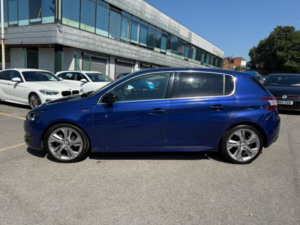 2015 Peugeot 308 1.2 Puretech Gt Line Euro 6 (s/s) 5dr in Blue — image 5