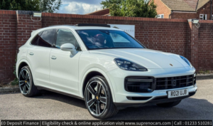 2021 Porsche Cayenne 4.0t V8 Gpf Turbo SUV 5dr Petrol Tiptronics 4WD Euro 6 (s/s) (550 Ps) in White — image 5