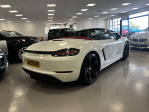 2019 Porsche 718 2.0 718 Boxster Semi-Auto 2dr in White — image 4