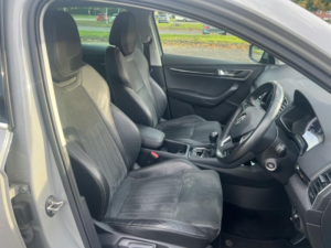 2019 Skoda Karoq 1.5 Tsi Act Se L SUV 5dr Petrol Manual Euro 6 (s/s) (150 Ps) in Grey — image 5