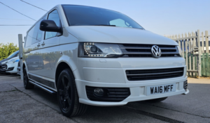 2016 Volkswagen Transporter Sportline 2.0 Bitdi Sportline 60 T32 Kombi L3 H1 4dr in White — image 5