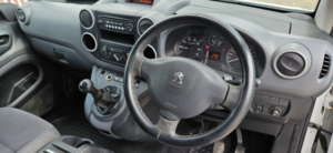 2012 Peugeot Partner 1.6 Hdi 850 S in White — image 2