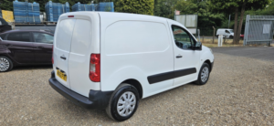 2012 Peugeot Partner 1.6 Hdi 850 S in White — image 5
