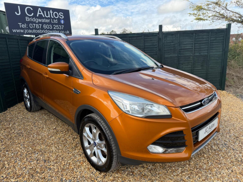 2015 Ford Kuga 2.0 Tdci Titanium 2WD Euro 6 (s/s) 5dr in Orange — image 1