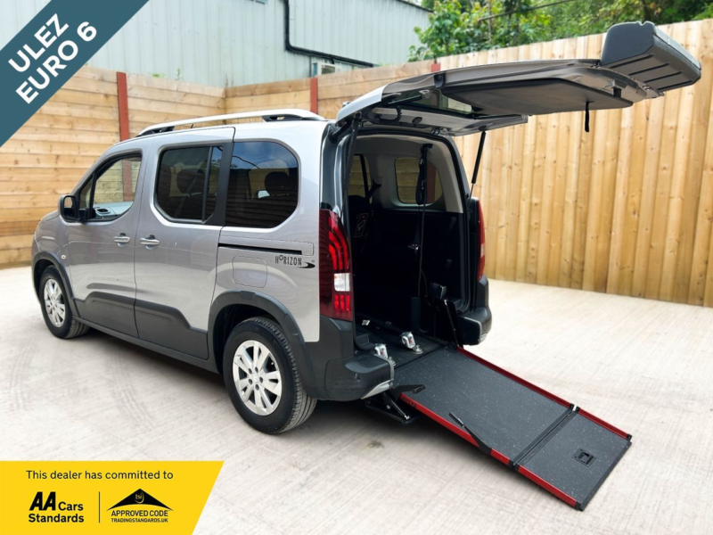 2021 Peugeot Rifter 5 SEAT Petrol Auto Wheelchair Accessible Disabled Access Vehicle Wav in Grey — image 1