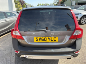 2010 Volvo Xc70 2.4 D5 Se Lux Estate 5dr Diesel Geartronic AWD Euro 5 (205 Ps) in Grey — image 6