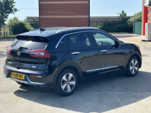 2018 Kia Niro 1.6 Gdi 8.9kwh 3 in Black — image 3