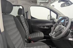 2019 Vauxhall Combo Life 1.5 Turbo D Blueinjection Energy MPV 5dr Diesel Manual Euro 6 (s/s) (7 Seat) (100 Ps) in Grey — image 3