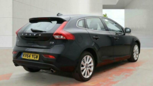 2014 Volvo V40 2.0 D3 Se Lux Nav Geartronic Euro 5 (s/s) 5dr in Black — image 5