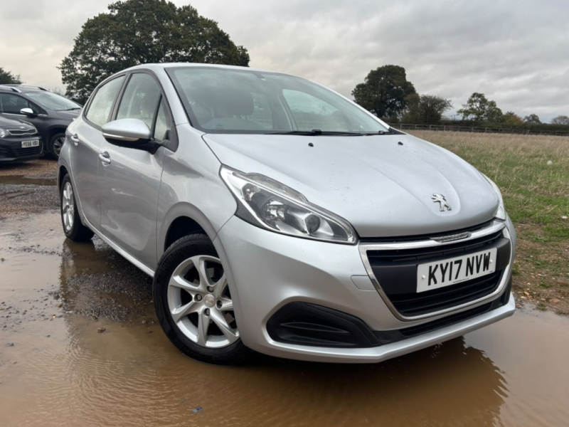 2017 Peugeot 208 1.2 Puretech Active in Silver — image 1