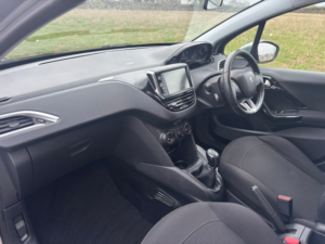2017 Peugeot 208 1.2 Puretech Active in Silver — image 2