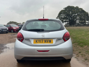 2017 Peugeot 208 1.2 Puretech Active in Silver — image 6