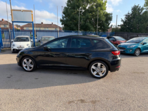 2017 SEAT Leon 1.4 Tsi Fr Technology Euro 6 (s/s) 5dr in Black — image 4