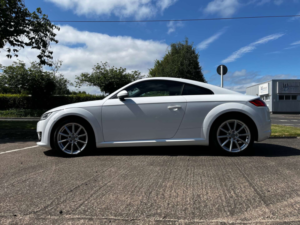 2017 Audi Tt 1.8 Tt Sport Tfsi 3dr in White — image 2