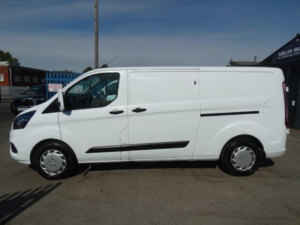 2023 Ford Transit Custom 2.0 320 Ecoblue Trend L2 H1 Euro 6 5dr in White — image 4