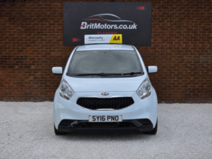 2016 Kia Venga 1.4 Crdi Sr7 in White — image 3