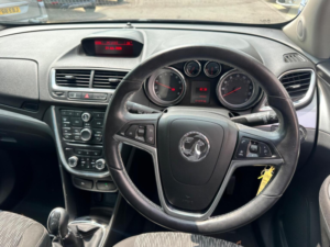 2015 Vauxhall Mokka 1.6i Exclusiv 2WD Euro 6 (s/s) 5dr in Grey — image 6