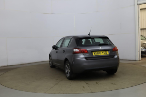 2016 Peugeot 308 1.6 Bluehdi Allure Eat Euro 6 (s/s) 5dr in Grey — image 5