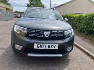 2017 Dacia Sandero Stepway 0.9 Tce Se Summit Hatchback 5dr Petrol Manual Euro 6 (s/s) (90 Ps) in Grey — image 2