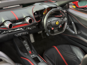 2021 Ferrari 812 Gts 6.5 V12 in Red — image 3