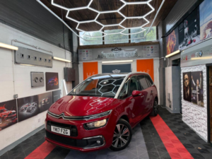 2017 Citroen Grand C4 Picasso 1.6 Bluehdi Flair Euro 6 (s/s) 5dr in Red — image 3