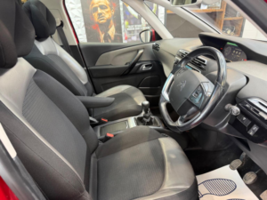 2017 Citroen Grand C4 Picasso 1.6 Bluehdi Flair Euro 6 (s/s) 5dr in Red — image 6